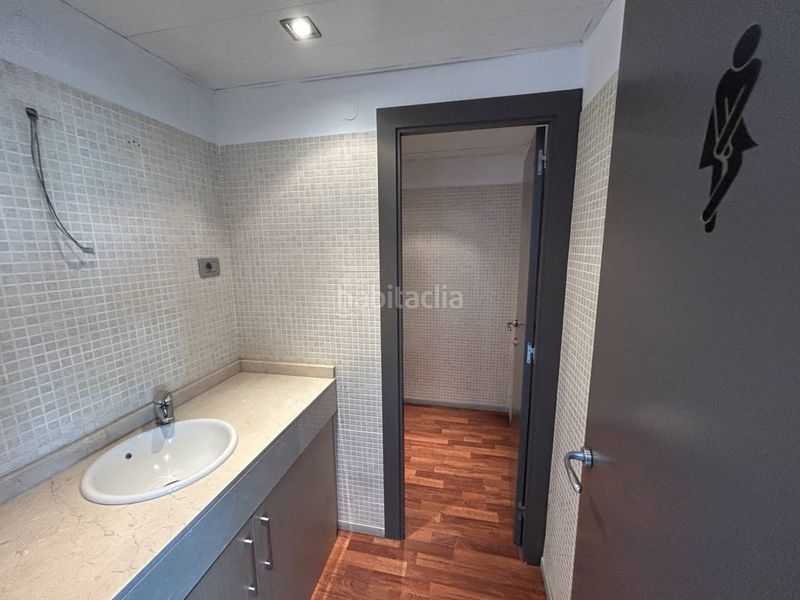 Foto 2bd6292f-91de-4268-ab43-8457a8f79660. Oficina  en alquiler en les corts, capital en Barcelona