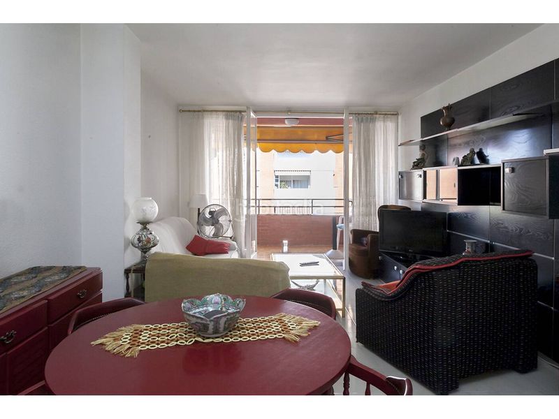 Foto b0e58d76-5d94-4b35-8956-11d64063e2f5. Etagenwohnung mit heizung parking in Sant Joan-TV3 Sant Joan Despí