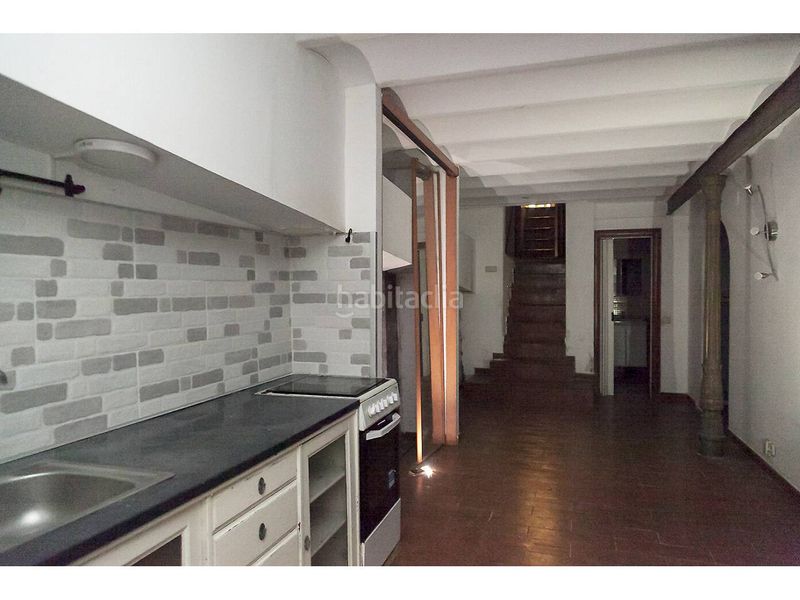 Foto 1525cdf7-4844-4a25-8d1a-bf03d18e967a. Pis a Hostafrancs Barcelona