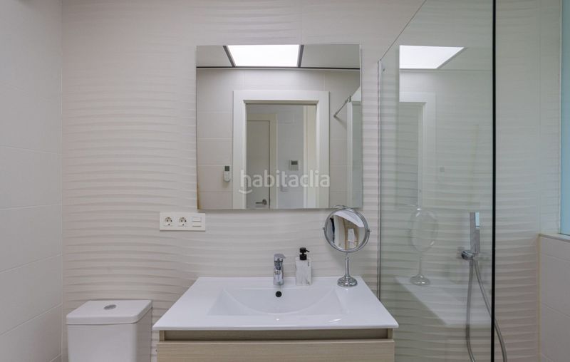 Foto f50ba366-7ea2-40e1-b4b5-2defedb12004. Casa amb piscina a Benijófar