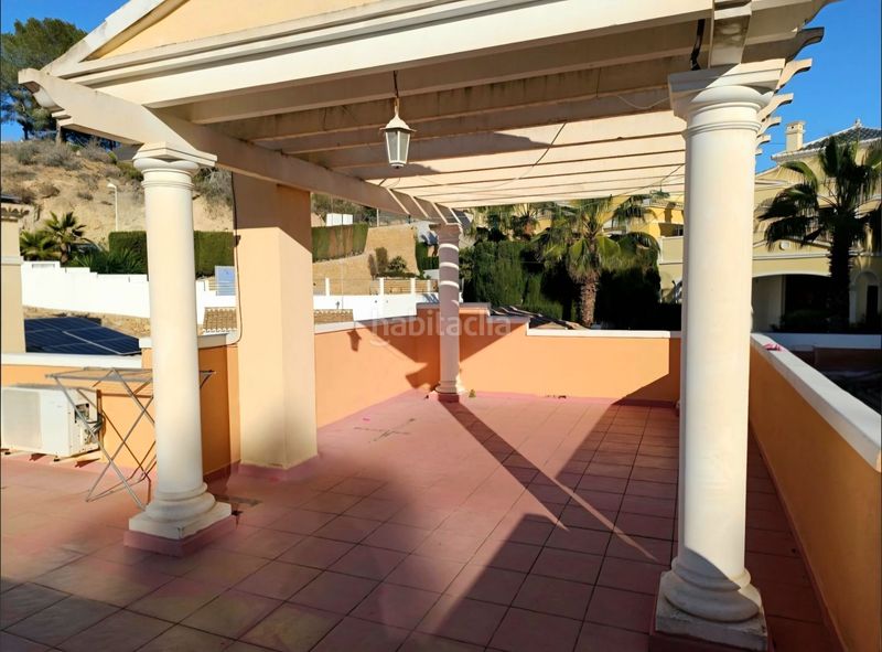 Foto 1b32baec-6fc4-4d7c-b5c6-0cc44c326fef. Casa con piscina in Cometa Calp