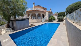 Chalet in Lo Pepín. Chalet en rojales costa blanca sur