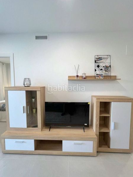 Foto 817ca9f3-83cd-43e7-8712-3cf63b0b45d7. Apartament amb piscina a Torreblanca Torrevieja