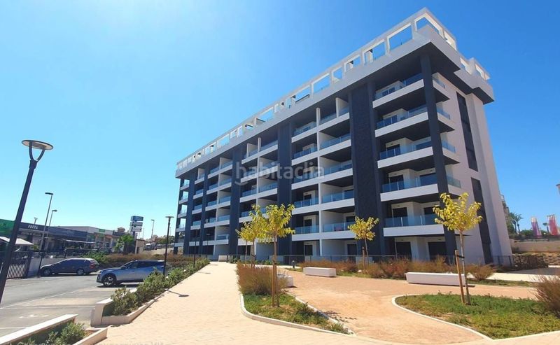 Foto ad2fc0b1-ba95-4457-99dd-3f2019d5b078. Apartament amb piscina a Torreblanca Torrevieja