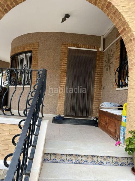 Foto fe5edb80-0bb3-4e54-a547-d45e275f7847. Casa amb piscina a Benijófar