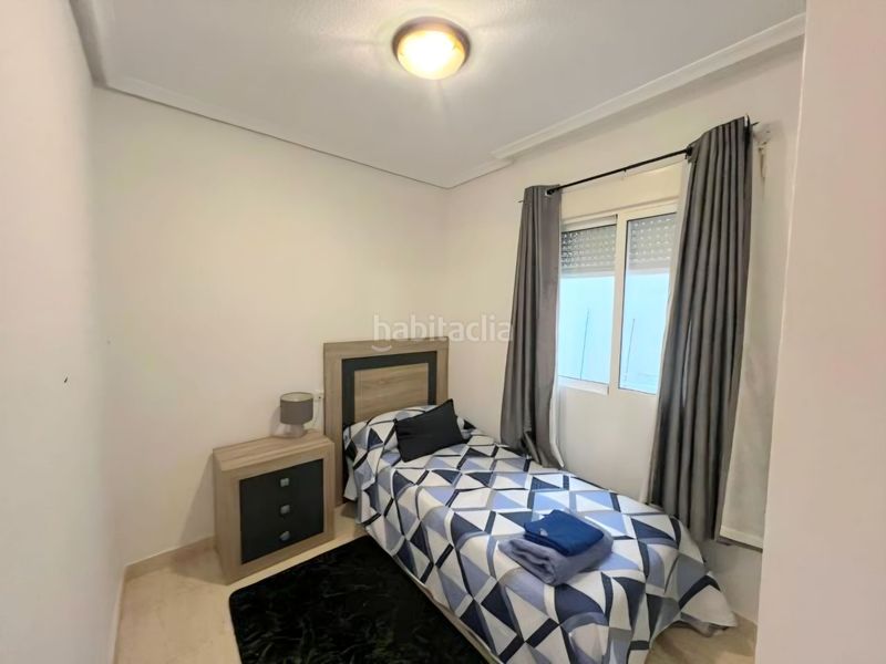 Foto fb3b7edd-c328-4f15-8022-b4f99ee0e10f. Apartament amb piscina a El Molino Torrevieja