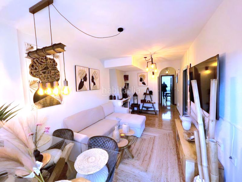 Foto 0d40b8e7-6fe5-4471-9540-eb2f0fc5dfbe. Casa adossada amb piscina a Los Almendros Orihuela