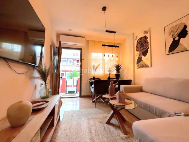 Foto 3b0bd959-f6b2-479f-a47f-0e9d1bacd249. Casa adossada amb piscina a Los Almendros Orihuela