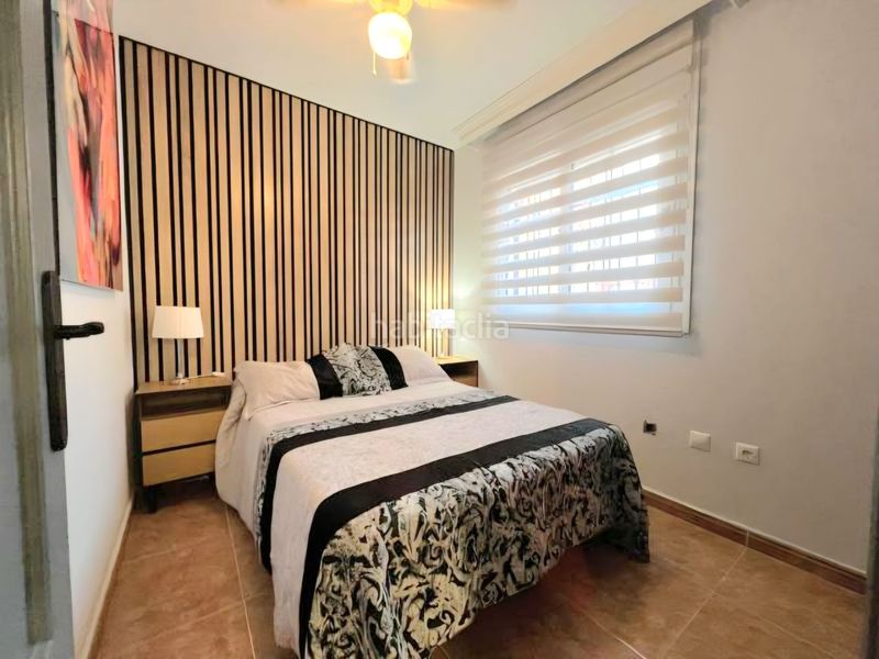 Foto 51557fda-8e8f-4fda-9187-3b500b1c0d99. Casa adossada amb piscina a Los Almendros Orihuela