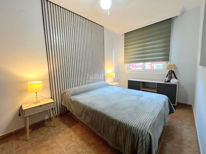 Foto c00b5f21-cbc4-487a-805c-81f4952d4115. Casa adossada amb piscina a Los Almendros Orihuela