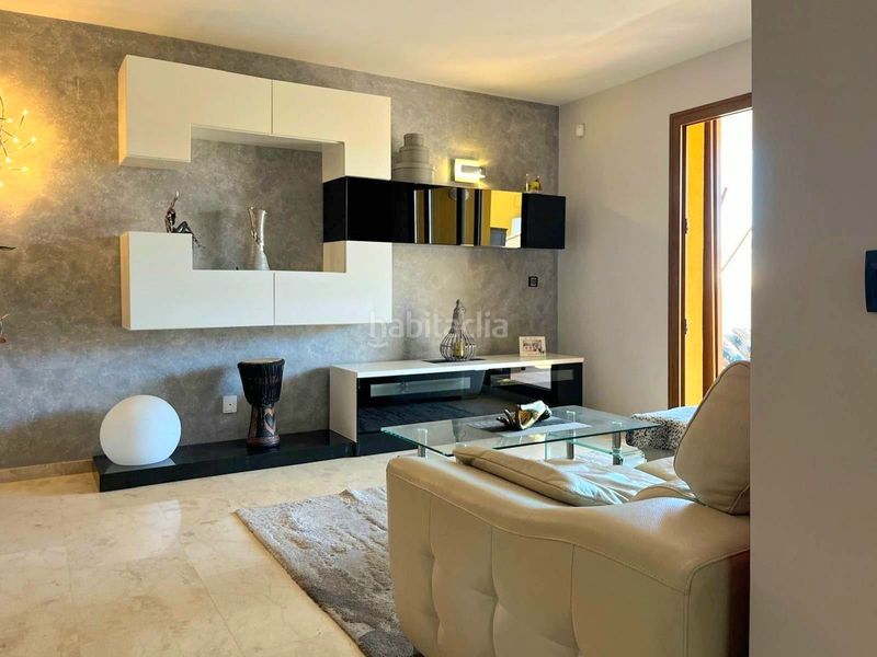 Foto f8afbed4-752e-491c-8c74-f288669c5fd9. Àtic a Punta Prima Torrevieja