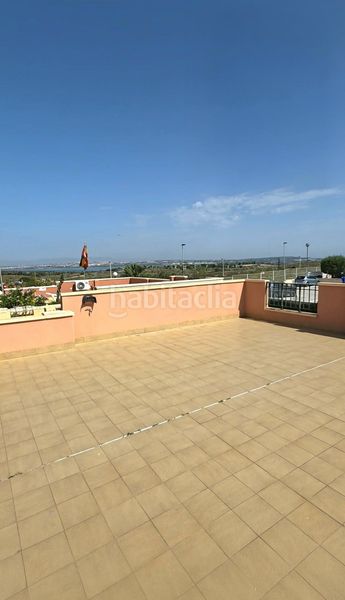 Foto dd8c0268-51ad-47b3-bf55-e5b4a40eda9f. Casa adossada amb piscina a Parque Acuático - Sector 25 Torrevieja