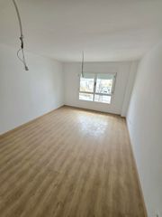 Appartement in Pego. Apartamento de dos dormitorios en un edificio moderno en la ciud