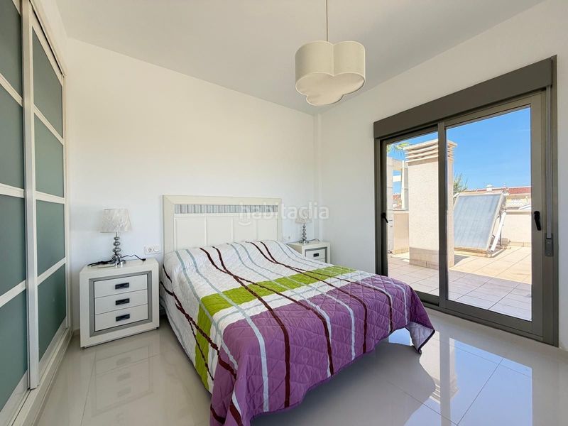 Foto d5ccde0d-1124-4676-8584-706cd6c0eaec. Casa amb piscina a Rojales