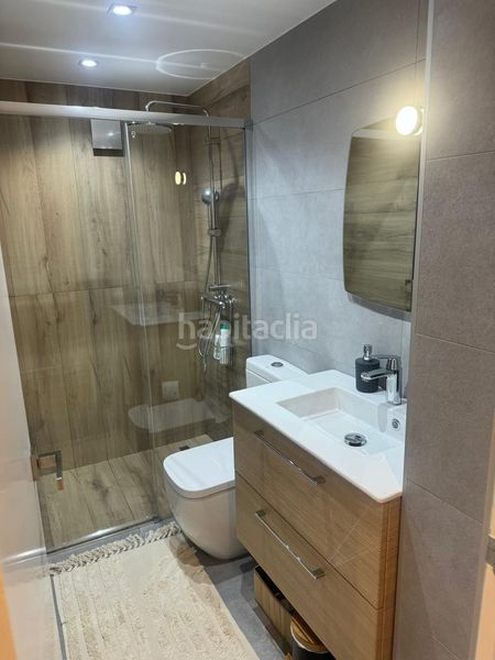 Foto 5de90467-f0ff-4a81-b5d8-aea3544bbd20. Apartament amb piscina a Cabo Cervera Torrevieja