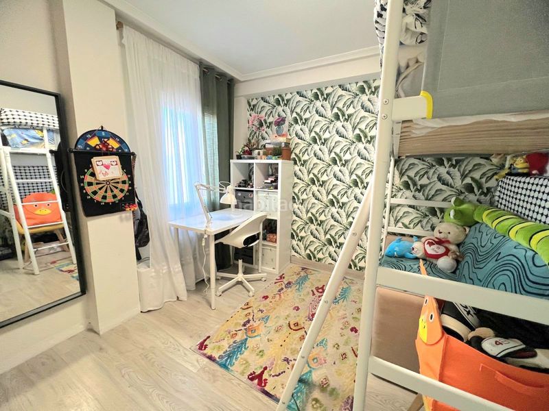 Foto b9a595f2-8469-47bb-b1de-cb769d4834cb. Apartament amb piscina a Aguas Nuevas Torrevieja