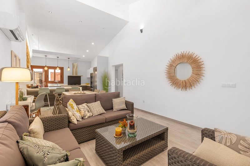 Foto f8daafcf-b498-437c-9239-0d9d1899247f. Casa amb piscina a Punta Prima Orihuela