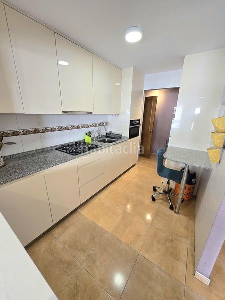 Foto bc0b5a83-7405-4ba9-8ea4-fa938796e81b. Apartament a Puerto Deportivo Torrevieja