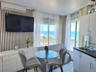 Studio in Cabo Cervera. Apartamento tipo estudio con reforma nueva en la zona de torrebl
