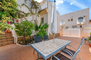 Towny house in Centro de la Ciudad Quesada. Townhouse in ciudad quesada  rojales ciudad quesada  rojales