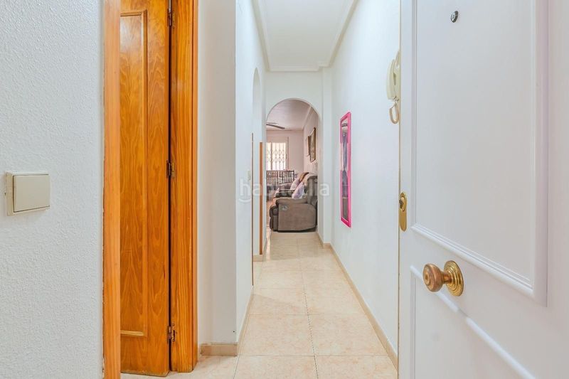 Foto f324a718-ad04-4c31-8c17-79285e2d632c. Apartament amb piscina a El Molino Torrevieja