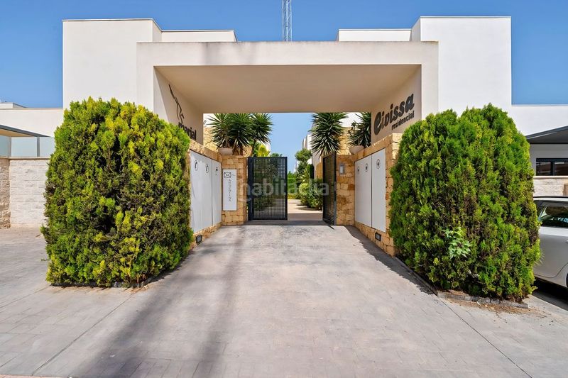 Foto e5be1f28-b2c2-456e-8ca5-34119f54e2b6. Casa amb piscina a Rojales