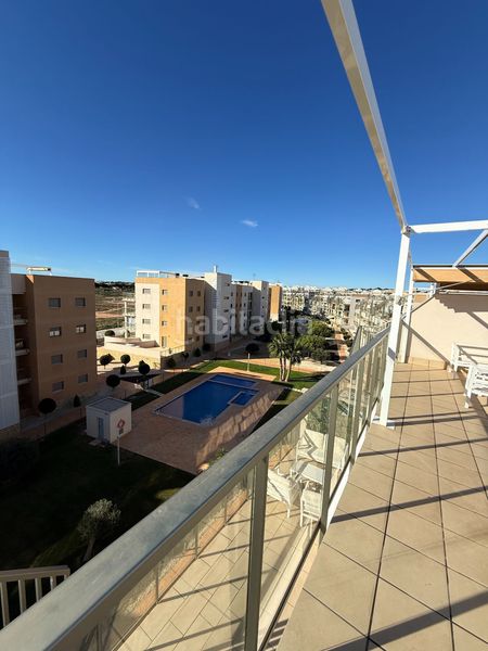 Foto c1085761-3541-4903-9347-75a0f2eaea87. Àtic amb piscina a Villamartín-Las Filipinas Orihuela