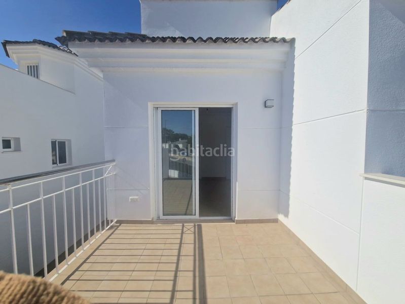 Foto 8cd14e5c-f2e3-4aa3-8b33-6f7c9532dd04. Casa amb piscina a San Fulgencio