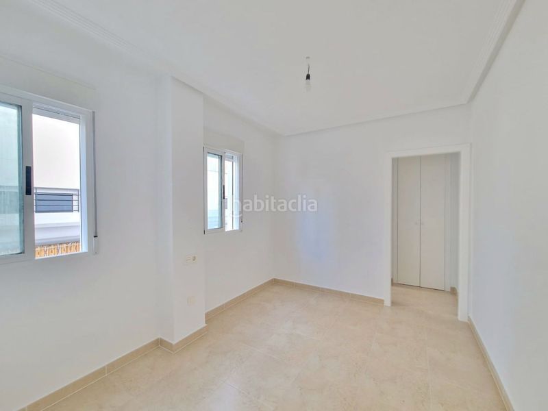 Foto bd899a79-1745-449d-81cb-a774452f8490. Casa amb piscina a San Fulgencio