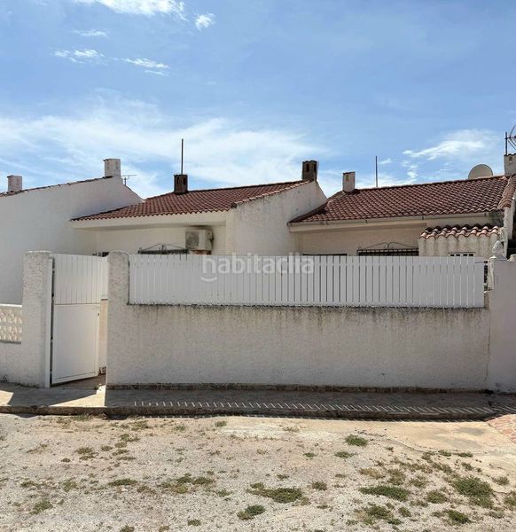Foto 4c69f692-edb7-4ed4-9768-94251e4e4944. Casa a Zona Carrefour - Urbanizaciones Torrevieja