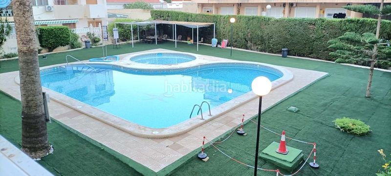 Foto 016061a3-a4b4-4784-9bb0-a85247bf0c61. Apartament amb piscina a nueva Torrevieja Torrevieja