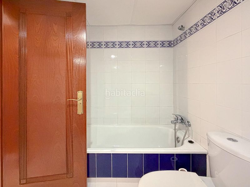 Foto fe9326f1-f74e-4814-aa21-3f14efe419e1. Apartament amb piscina a Zona Playa de los Locos Torrevieja