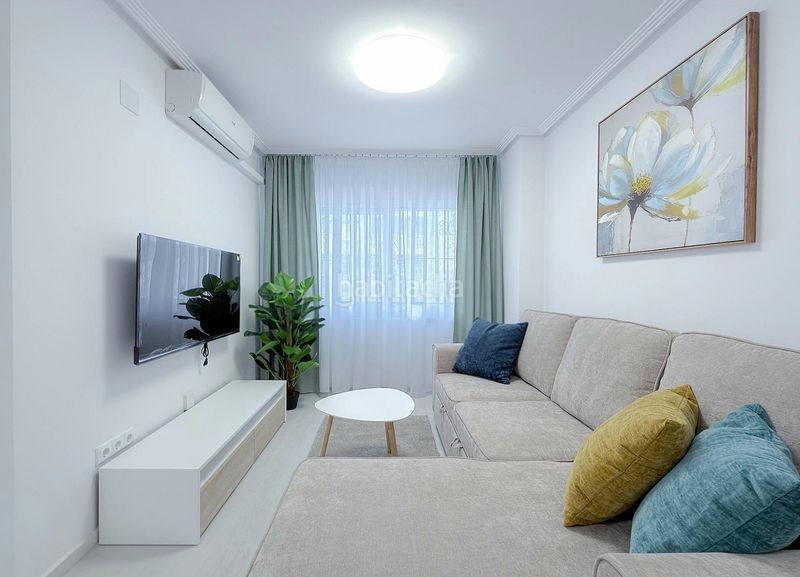 Foto 3b36ac3d-3f1f-488c-b08b-131daf0d6b5d. Apartament amb piscina a Antonio Machado Torrevieja
