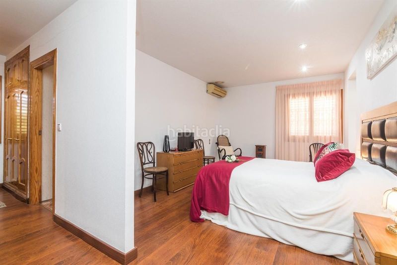 Foto aa4212ba-971b-48f8-8483-91f733036706. Casa con piscina in Sector V Elche / Elx