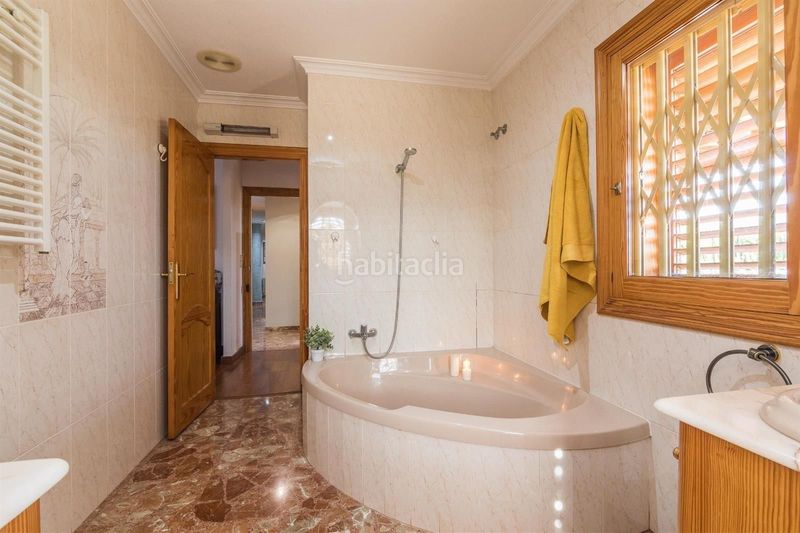 Foto d08a24b3-9356-43df-8a1e-9a22d4946714. Casa con riscaldamento piscina in Sector V Elche / Elx
