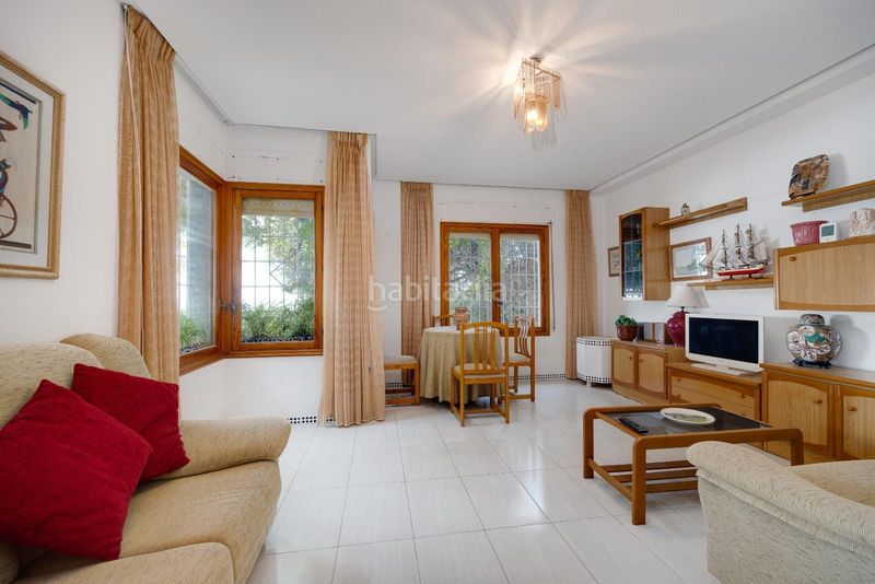 Foto 4be6aebd-f33c-4bbf-b095-07fb050b24fb. Casa a Calas Santiago Bernabeu Santa Pola