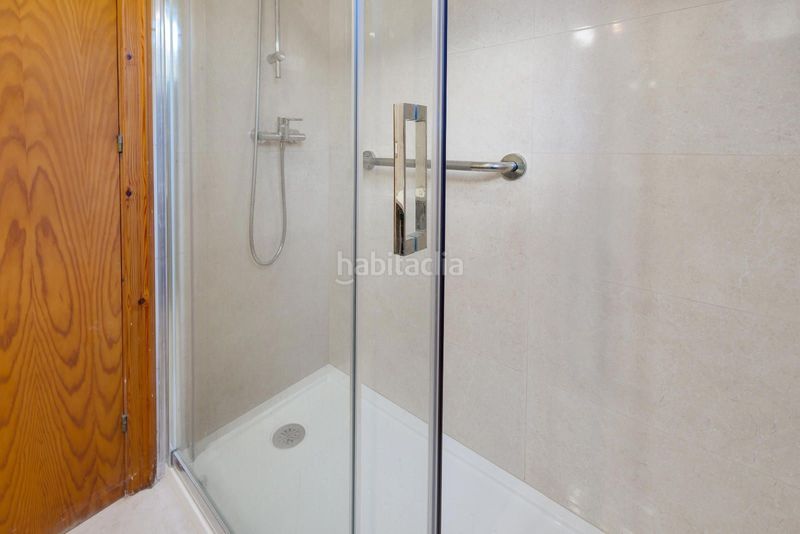 Foto 7cbbd268-fa7d-4aa1-aea7-9c200d5a85d2. Casa a Calas Santiago Bernabeu Santa Pola