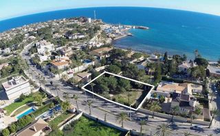 Wohngrundstück in Cabo Roig