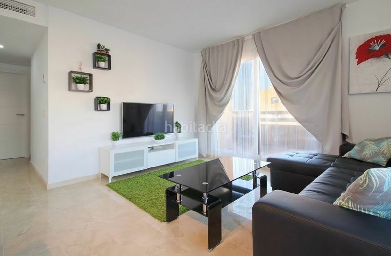 Foto b81d0ff7-2557-4d60-abae-67607120c854. Apartament a Punta Prima Torrevieja