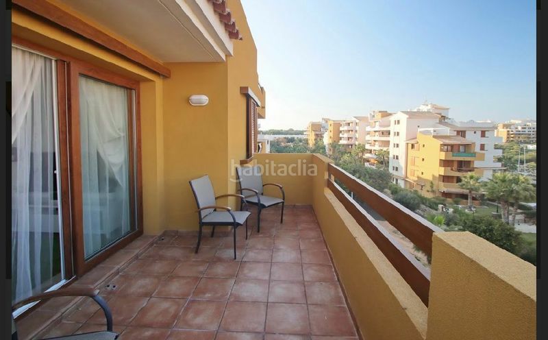 Foto b95df157-be41-42d0-95bc-fb1fed93472b. Apartament a Punta Prima Torrevieja
