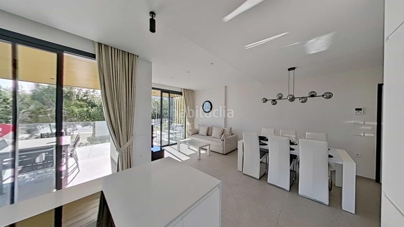 Foto f0a61c4b-cbf8-416d-86eb-502211bcfd2d. Apartament amb piscina a Lomas de Campoamor - Las Ramblas Orihuela