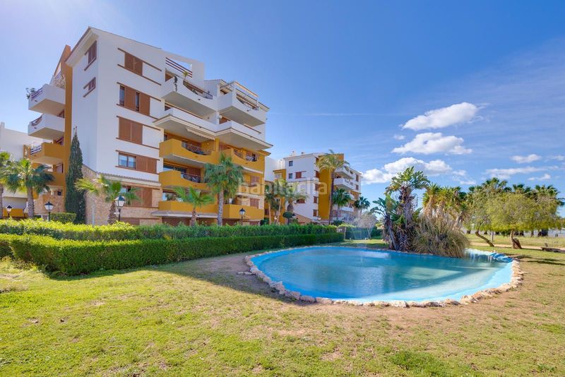 Foto cc81d266-094e-4b5b-9f46-a5d3da87bce4. Apartament amb piscina a Punta Prima Torrevieja