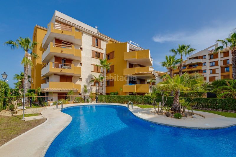 Foto e4ddac32-e965-4cad-b8a5-3bce31447739. Apartament amb piscina a Punta Prima Torrevieja