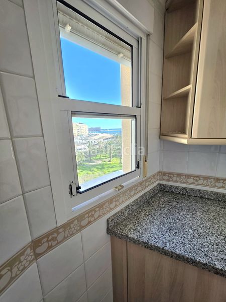 Foto eef3ff2e-7e05-4a91-b271-2bce4f2a6b0b. Apartament a Zona Playa del Cura Torrevieja
