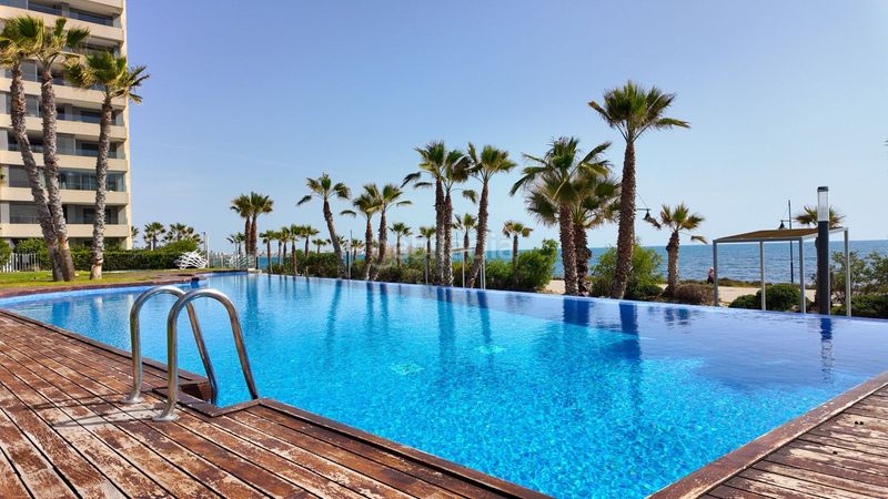 Foto 40659eb4-e750-44e6-93f7-631e7e707391. Apartament a Punta Prima Torrevieja