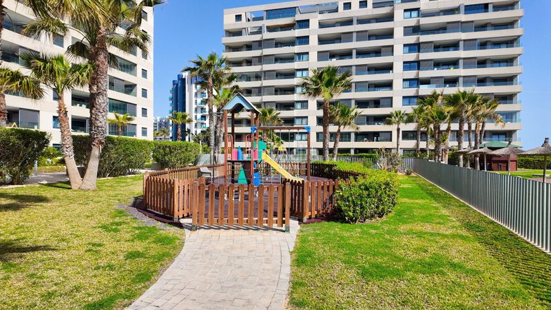 Foto 51380a94-2ff7-4603-b0f4-7f9dd92369ba. Apartament a Punta Prima Torrevieja
