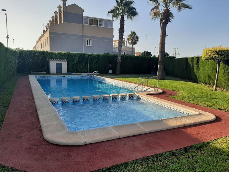 Foto cbd6ce3e-1736-48ab-9086-117597381175. Casa adosada en Playa Flamenca Orihuela