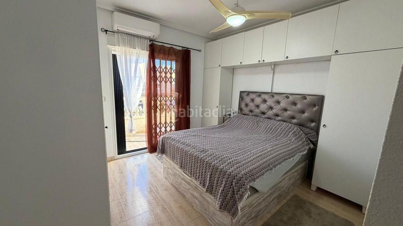 Foto f3f140e6-12e7-4520-ac2f-c08e3bc53eb0. Casa adosada en Playa Flamenca Orihuela
