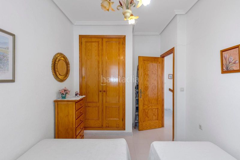 Foto b8ae6c59-0069-400a-a826-f238610b1b4a. Casa adossada amb piscina a Cañada del Molino Torrevieja