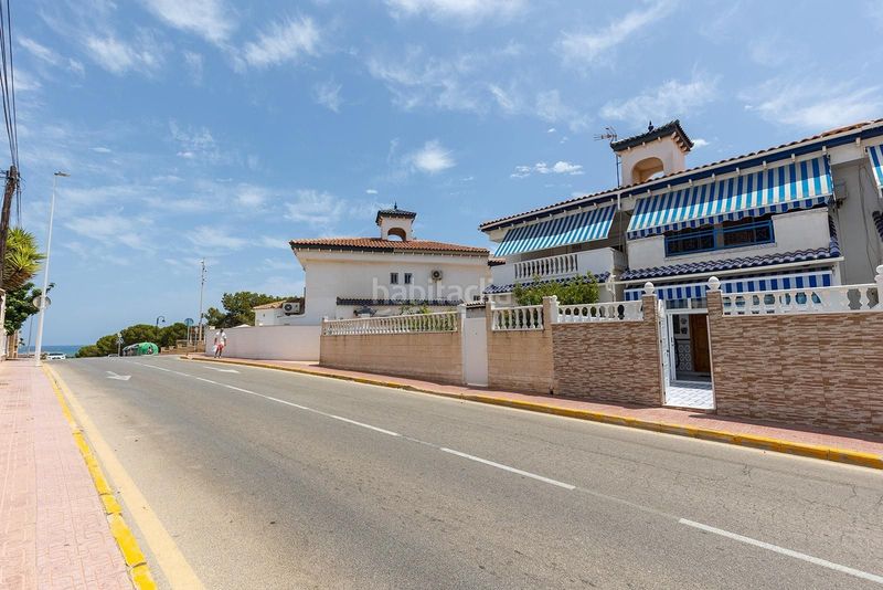 Foto ec48e62e-f5ea-4724-9e50-a5c9059e7521. Casa adossada amb piscina a Cañada del Molino Torrevieja